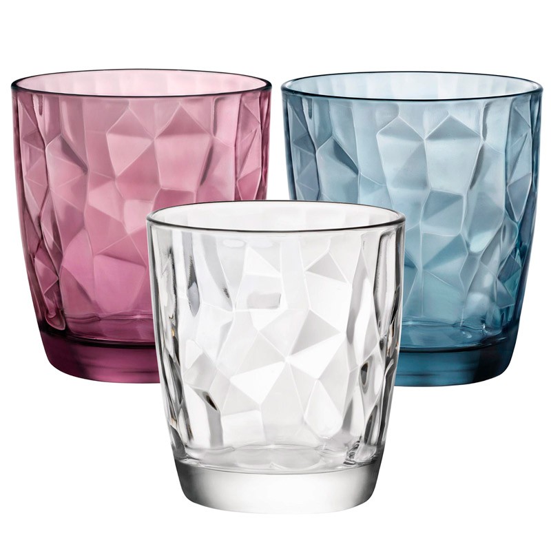 Juego de vasos de cristal de colores decorados para agua.
